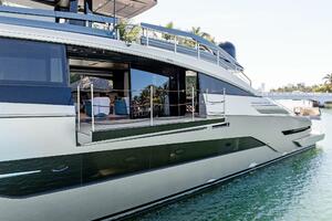 Caffeine 116ft Pershing Yacht For Sale