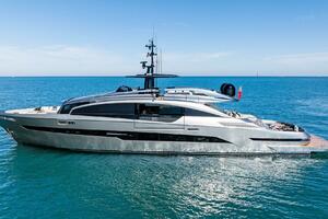 Caffeine 116ft Pershing Yacht For Sale