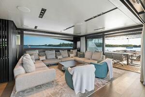 Caffeine 116ft Pershing Yacht For Sale