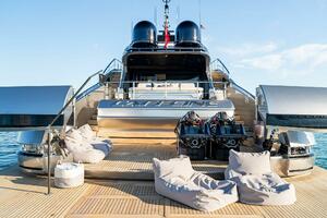 Caffeine 116ft Pershing Yacht For Sale