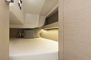 30ft Beneteau Yacht For Sale