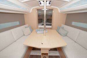 30ft Beneteau Yacht For Sale