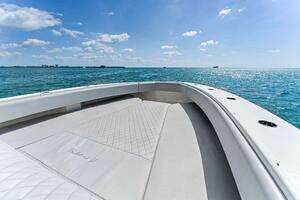 2015 Bahama 41 thumbnail 26