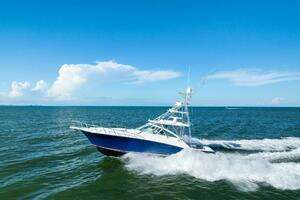 2006 Cabo 45 Express thumbnail 5