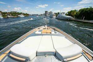 2014 Riva Mythos thumbnail 31