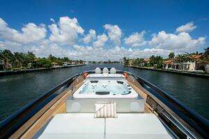 2014 Riva Mythos thumbnail 7