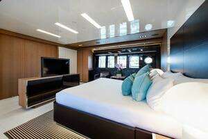 2014 Riva Mythos thumbnail 54