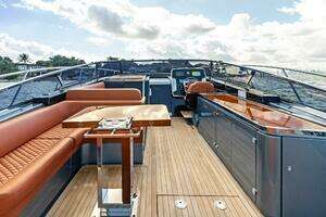 2021 Riva 56' Rivale thumbnail 20
