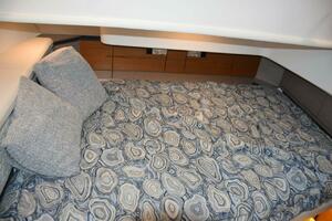 2024 Tiara Yachts 38 LS Cabin Berth