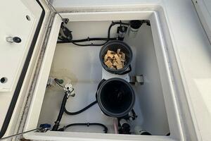 Temp Tag 31ft Regulator Yacht For Sale