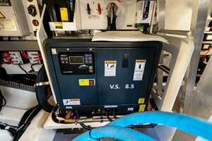 2024 42 Prestige Flybridge - Engine Room