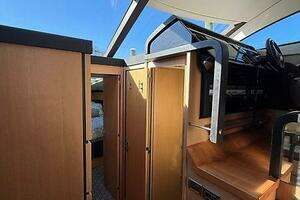 2015 Fairline Squadron 42 thumbnail 31