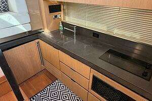 2015 Fairline Squadron 42 thumbnail 33