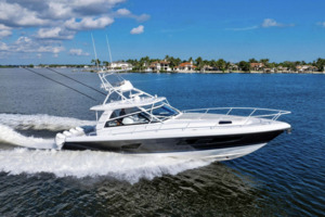 47ft Intrepid Yacht For Sale