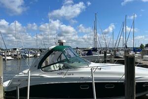 32ft Four Winns Yacht For Sale