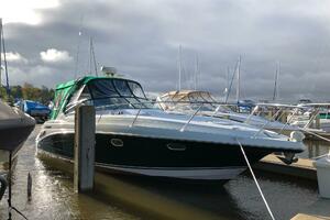 32ft Four Winns Yacht For Sale