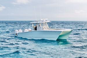 Lodge ical Necessity 37ft Freeman Yacht For Sale