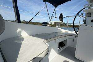 2010 Catalina 309 thumbnail 22