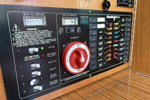 2010 Catalina 309 thumbnail 39