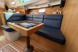 2010 Catalina 309 thumbnail 45