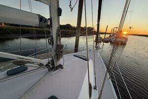 2010 Catalina 309 thumbnail 85