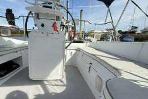 2010 Catalina 309 thumbnail 21