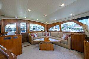 2017 Viking 92 Enclosed Bridge thumbnail 16