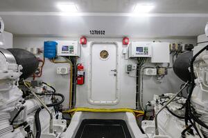 Viking  92 SPECULATOR - Engine Room