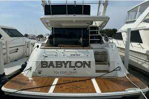 2017 Sea Ray 51 Fly thumbnail 2