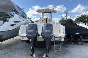 31ft Grady White Yacht For Sale