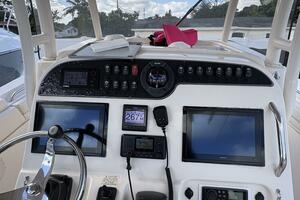 31ft Grady White Yacht For Sale