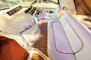 1998 Sea Ray 400 Sundancer thumbnail 20