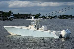 REEL CRAFT 34ft SeaVee Yacht For Sale