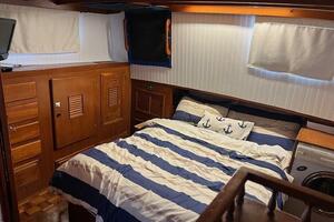 Yo Mama 44ft Marine Trader Yacht For Sale