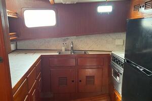 Yo Mama 44ft Marine Trader Yacht For Sale