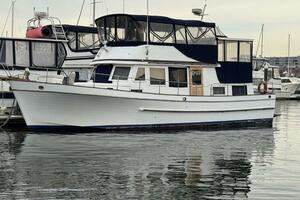 Yo Mama 44ft Marine Trader Yacht For Sale