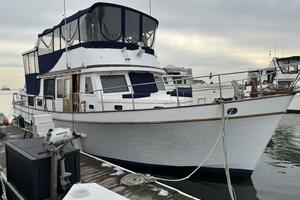 Yo Mama 44ft Marine Trader Yacht For Sale