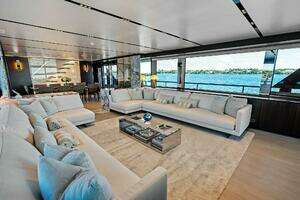 2025 Riva Bellissima thumbnail 52