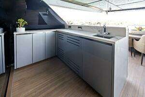 2025 Riva Bellissima thumbnail 31