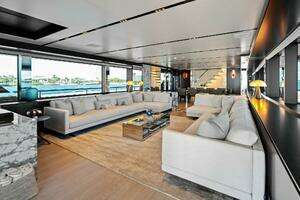 2025 Riva Bellissima thumbnail 54