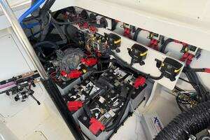 2023 Sea Ray 320 Outboard thumbnail 45
