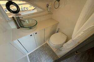 2023 Sea Ray 320 Outboard thumbnail 39