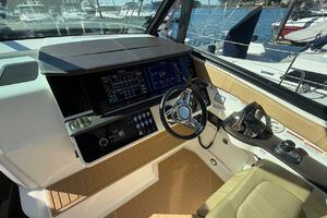 SEA JAY 32ft Sea Ray Yacht For Sale