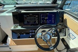 SEA JAY 32ft Sea Ray Yacht For Sale