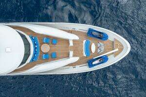2010 Westport Superyacht thumbnail 17