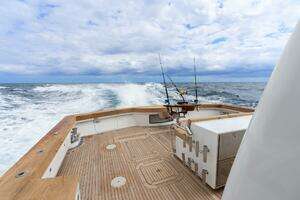 2010 Westport Superyacht thumbnail 23