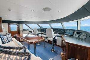 2010 Westport Superyacht thumbnail 54