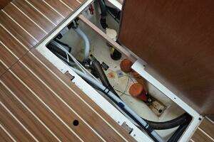 2007 Hunter 44 Deck Saloon thumbnail 15