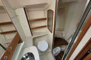 2007 Hunter 44 Deck Saloon thumbnail 7
