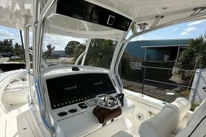 LOW KEY 33ft Valhalla Boatworks Yacht For Sale